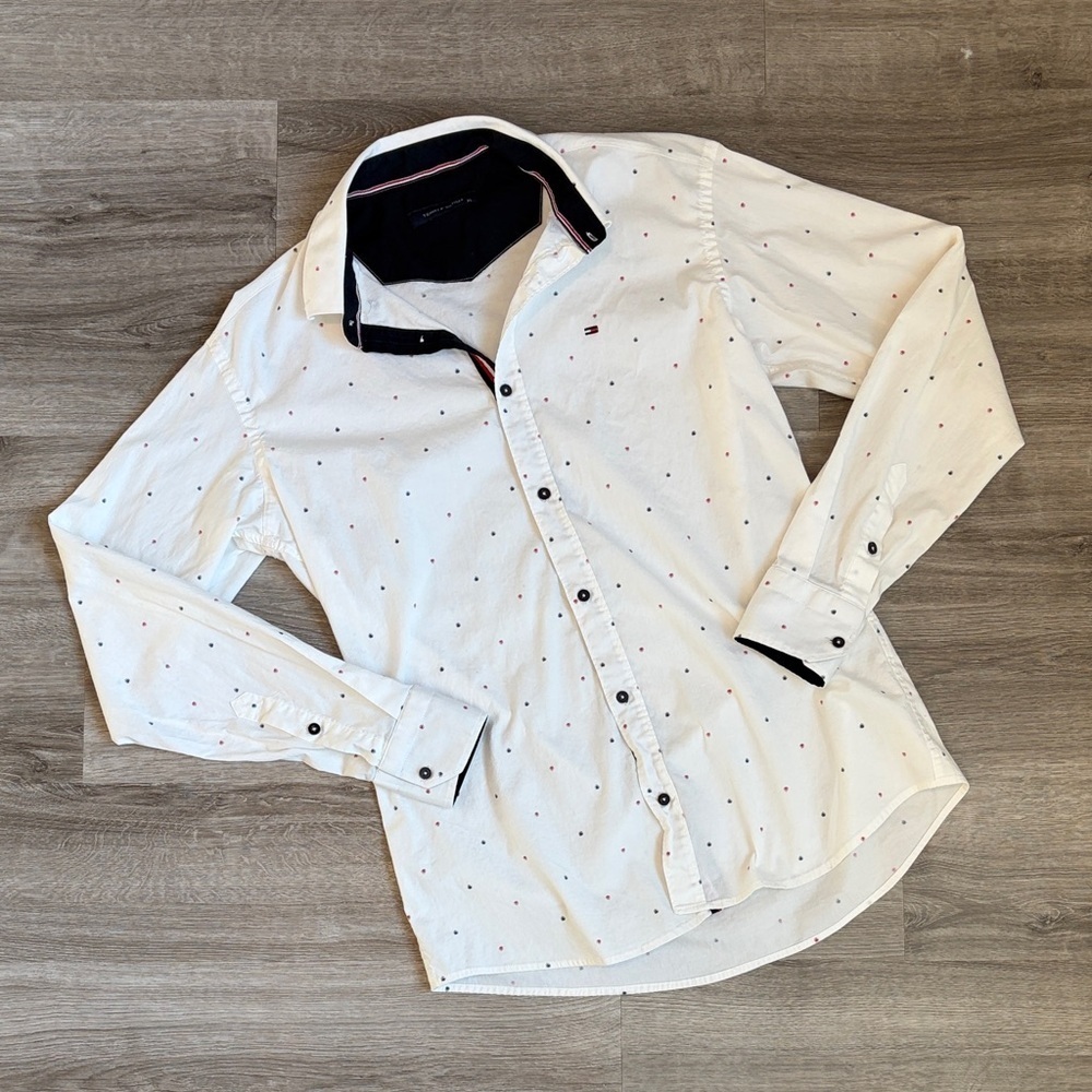 Tommy Hilfiger white long sleeve button down shirt
